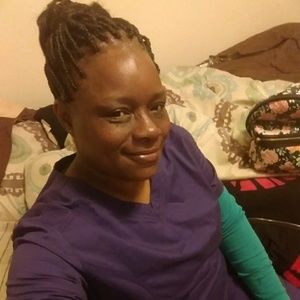 Meet your Posher, Lecia